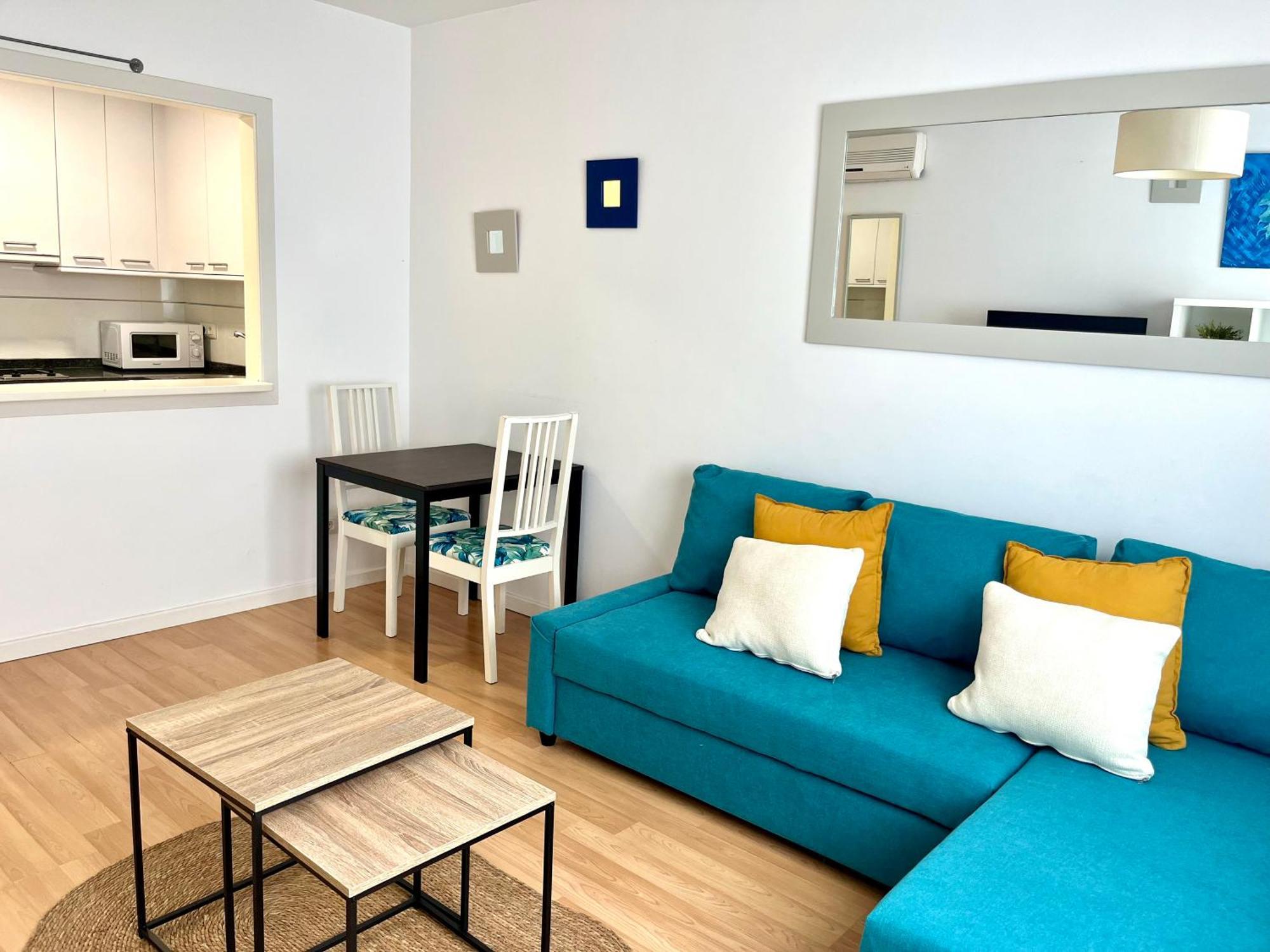 Puerta Al Mar Apartment Malaga Bagian luar foto